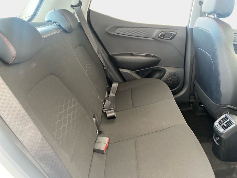 06a52af6-34c4-49b0-862e-dcfd44a68102