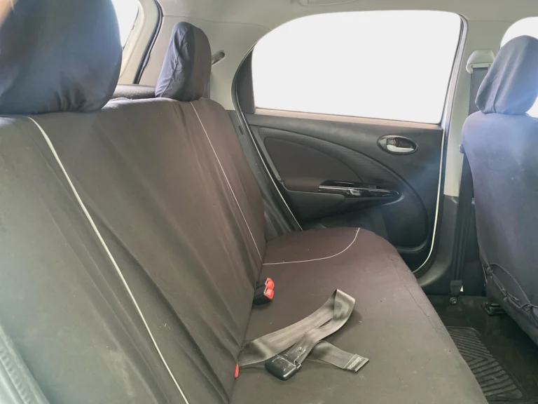 06e0dfb8-bfb0-43c1-a2c7-3f7da34d95d2