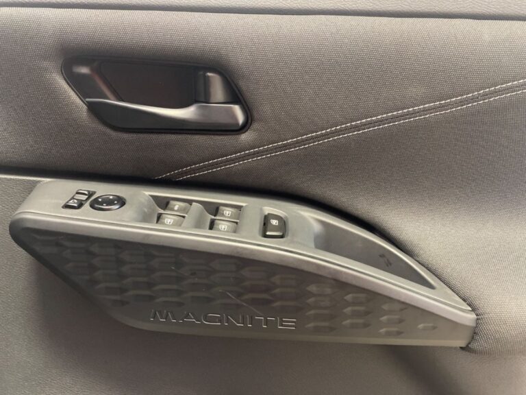 13ff5acb-cd51-4aeb-8470-b2804a60a3e1