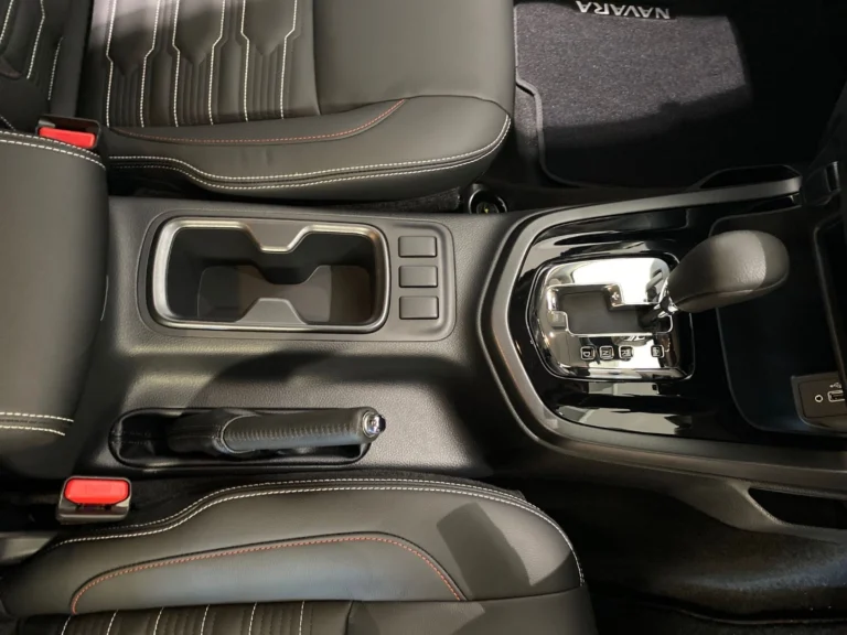 304d5597-9c69-44b4-94d3-4ec240f9e587