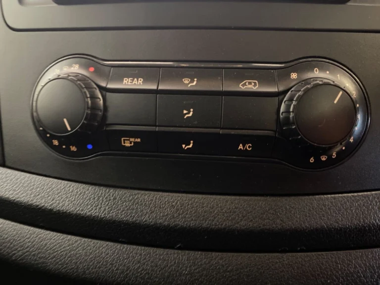 7f527f79-ea7e-4e2d-a239-5e7368fe2b3f