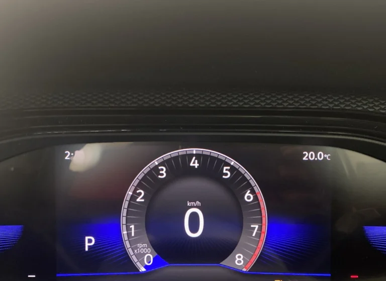 8e5f3818-7a60-4bbb-bfe7-07e55abdd54a