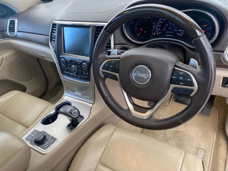 e2fee7cc-ed17-4107-aeee-959dd33ff6fe