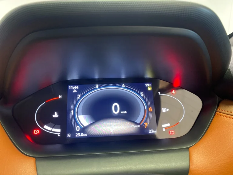 e3fba23c-7a49-4472-b3ce-d560540ade45