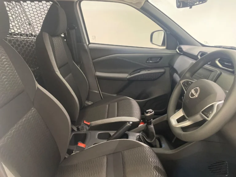 e9689256-115a-4de5-94f4-9347025259a8